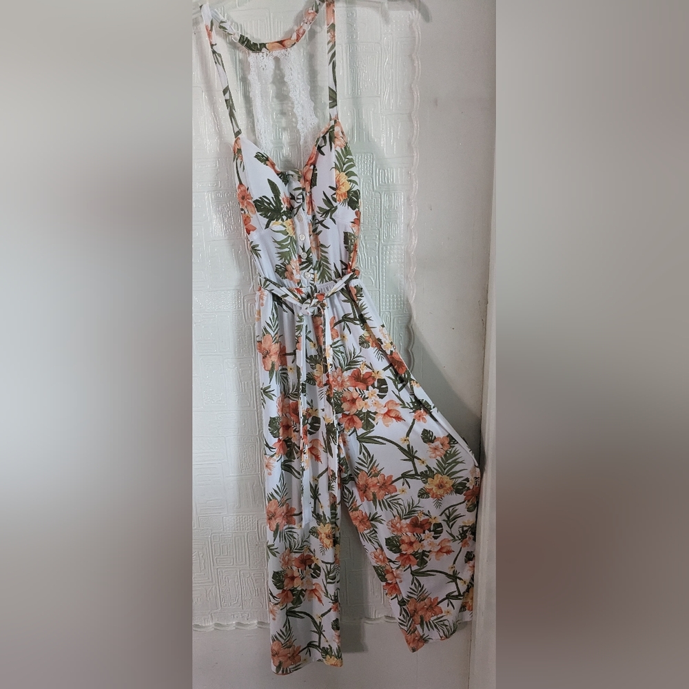 Romper - Picture 2 of 5